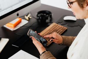 Психология эффективных SMS-сообщений: триггеры и мотиваторы